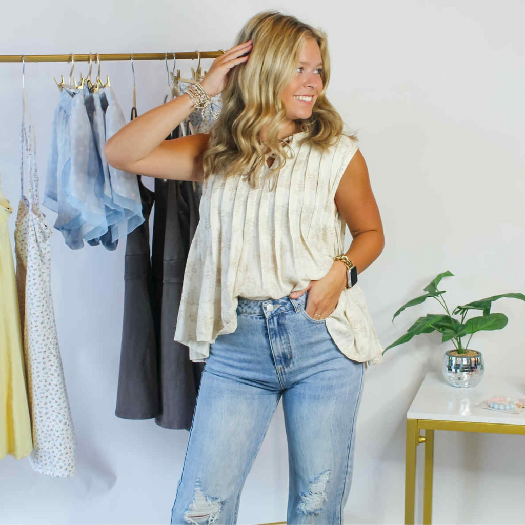 Robin Sleeveless Blouse
